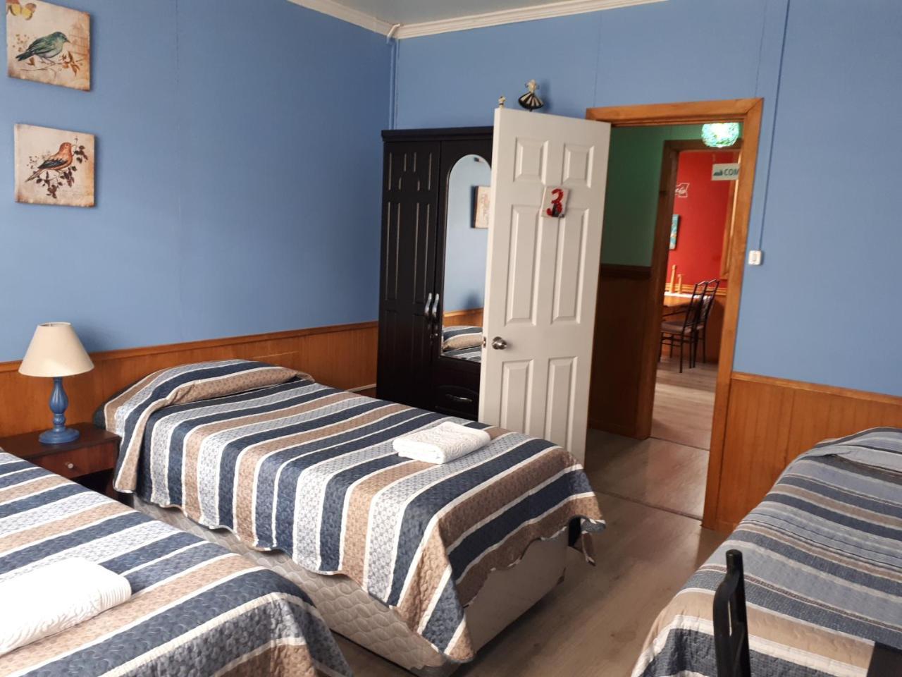 Hostal Guanaco Blanco Puerto Natales Exterior foto